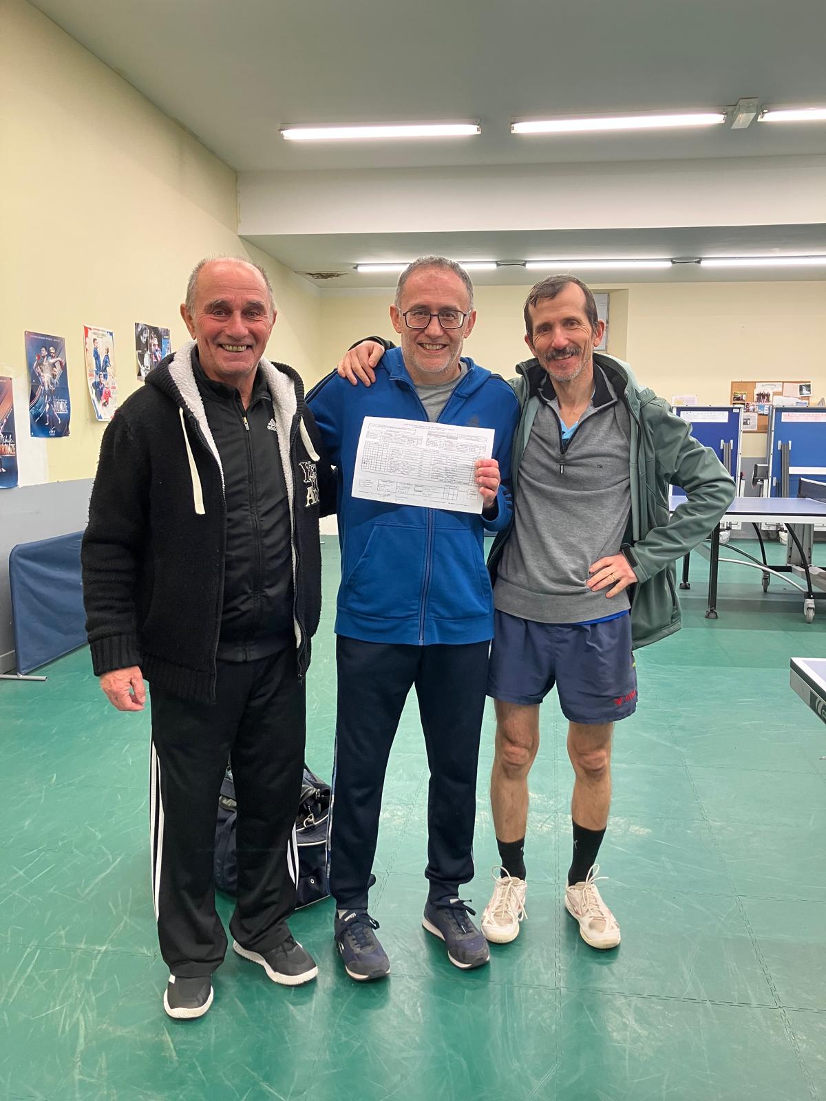 🏓 Vétérans : Caux TT2 s’impose 6–4 face à Agde TT1 ! 🔥
